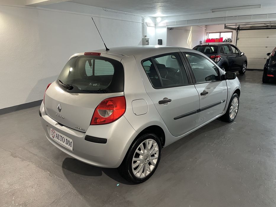 Renault Clio III/ 1.2 16V