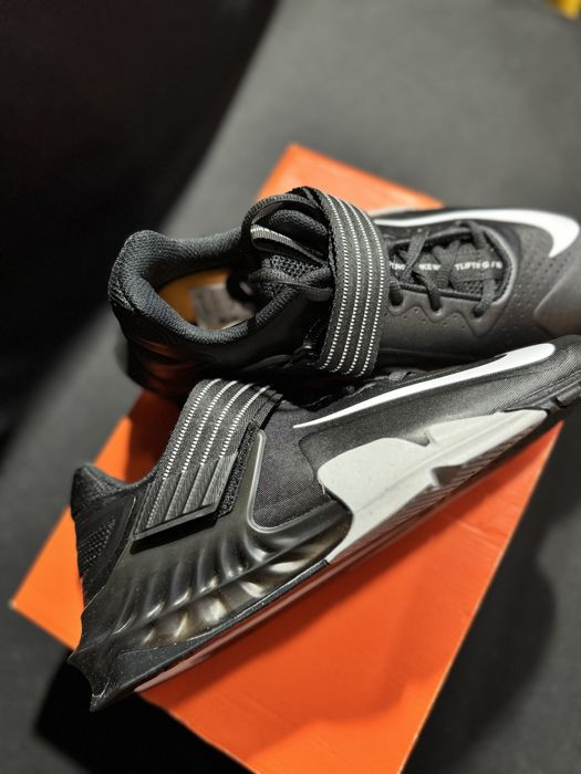 Кросівки Nike Savaleos оригінал кроссовки оригинал штангетки для зала