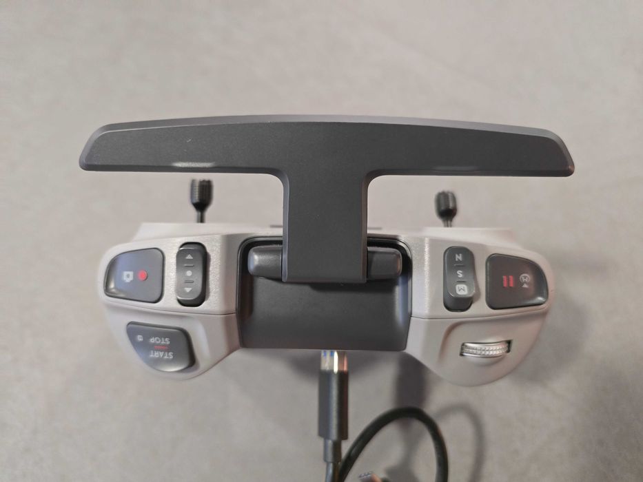 DJI FPV Remote Controller / Command V2446553481891041282