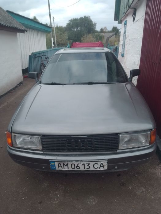 Продам Ауді в80.