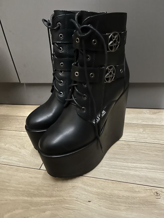 Готичні ботфорти бренду killstar , 39 розмір