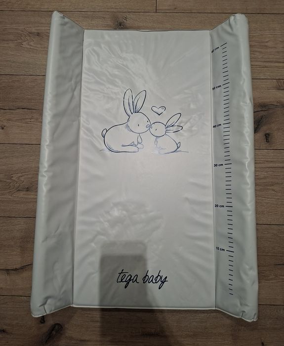 Przewija niemowlęcy