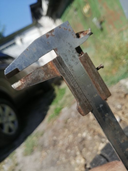 Продам шины б/у в хорошем состоянии