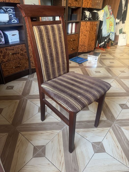 Продам крісла, з мякою спинкою та сидінням