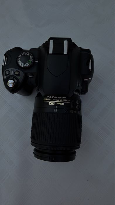 Продам Nikon зеркальная камера