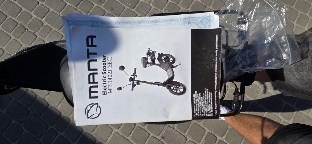 продам електро-самокат manta ElectricScooter MES1402J (EEC)