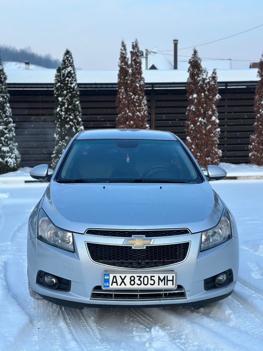 Продам автомобіль Chevrolet Cruze