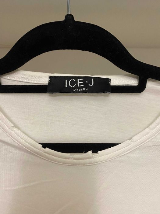 T-shirt Iceberg.