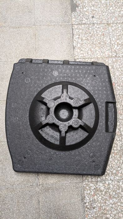 Suporte pneu suplente/fundo mala Honda jazz