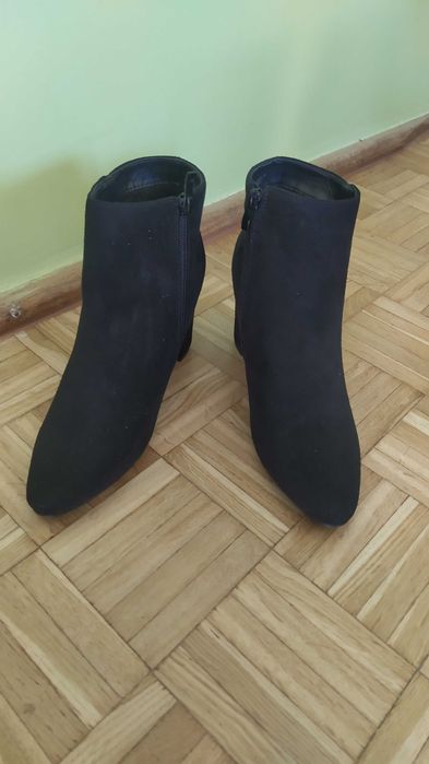 Botki nowe, rozmiar 39