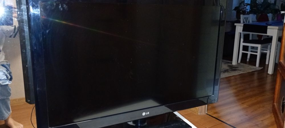 Telewizor LG 42 cale z pilotem