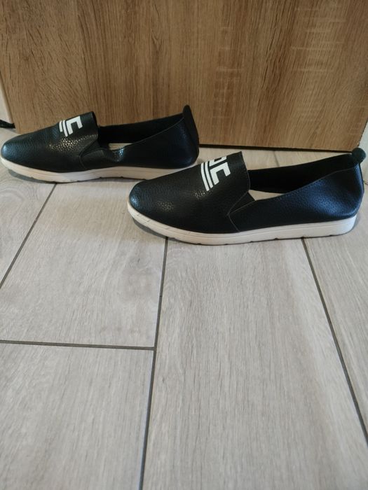 Półbuty,espadryle 40