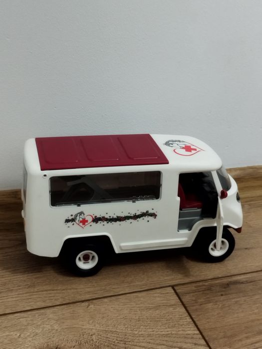 Mobilna lecznica dla zwierząt Schleich