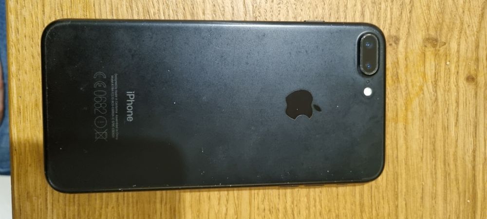 Apple iPhone 7 plus 128gb