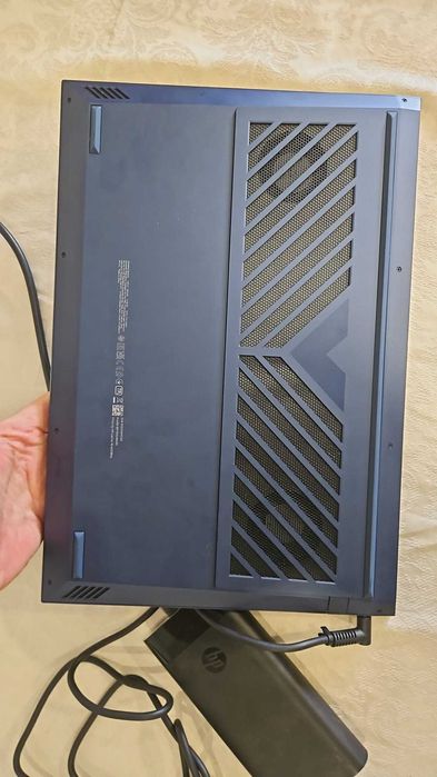 Portátil Gaming HP Victus 16-E0038NP - pouco uso