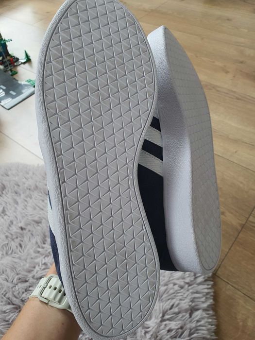 Nowe granatowe tenisówki Adidas zamsz i skóra 40 2/3