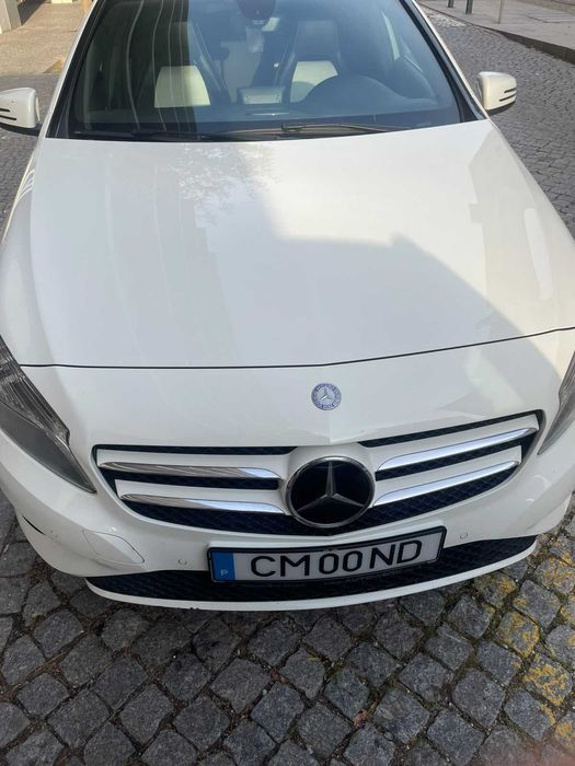 Mercedes A180 cdi  Automático — photo 2