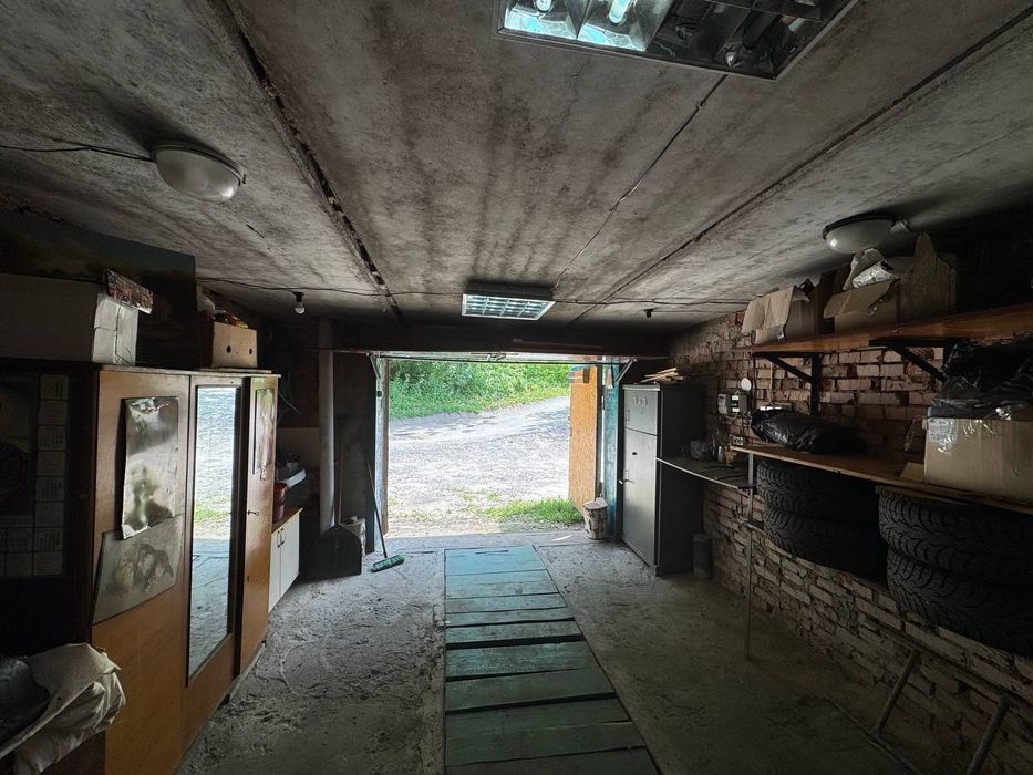 Гараж в кооперативі Зоря