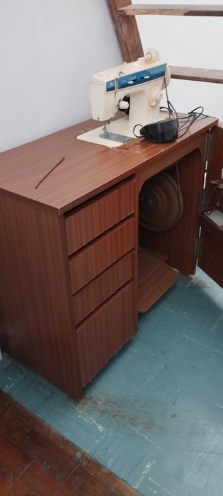 Maquina costura manual e eletrica