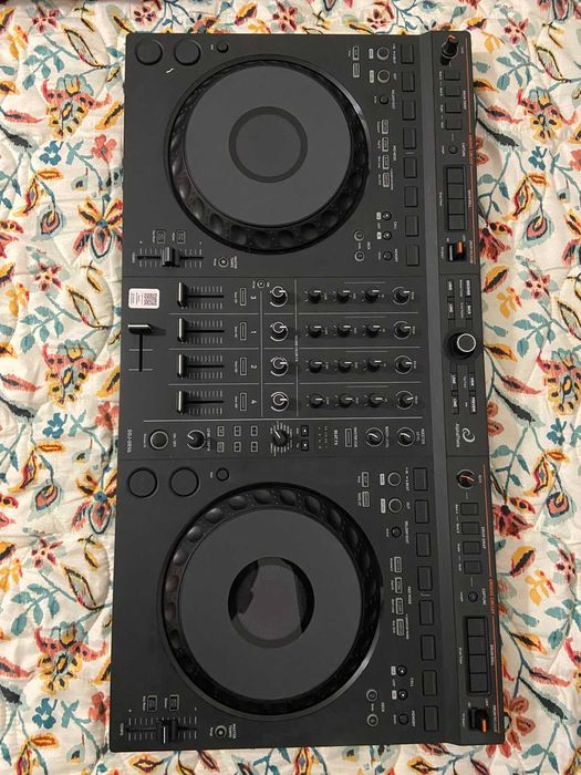 Vendo AlphaTheta DDJ-GRV6 (Novo) + Saco AlphaTheta DJC-GRV6 & Cabos