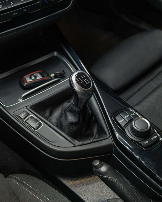 BMW - BMW 118i SPORT