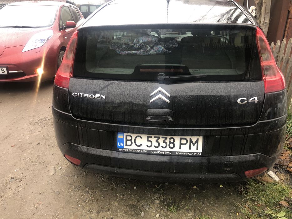 Продам Сітроен с4 купе в робочому стані .