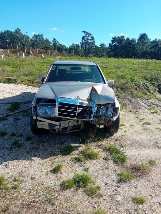 Mercedes E250 W124 (peças)