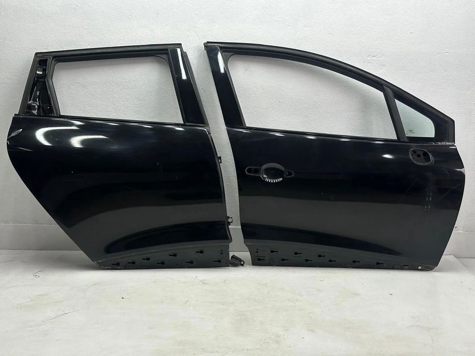 Porta Frente / Trás Direita / Esquerda - Renault Clio IV (2016)