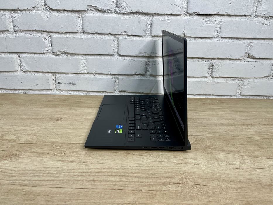 HP Omen 16 i7-13620H RTX 4060 / 16GB DDR5 / SSD 1TB / 165Hz