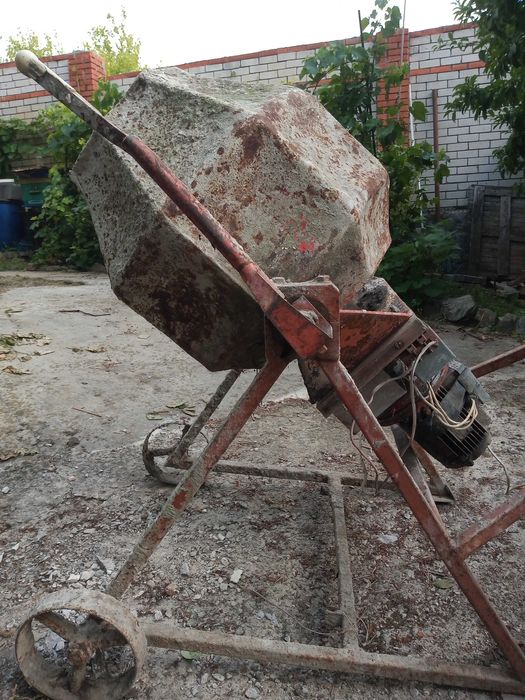 Продам или сдам в  аренду Бетономешалку 0,5м3