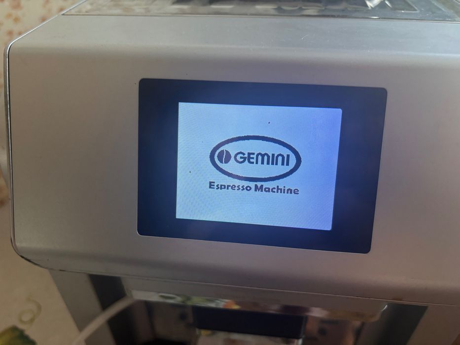 Кавомашина GEM 717 Gemini espresso machine