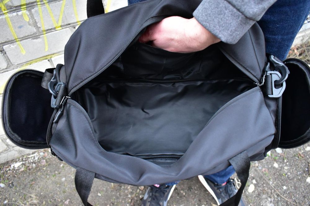 Спортивная дорожная черная сумка Nike / сумка мужская в спортзал