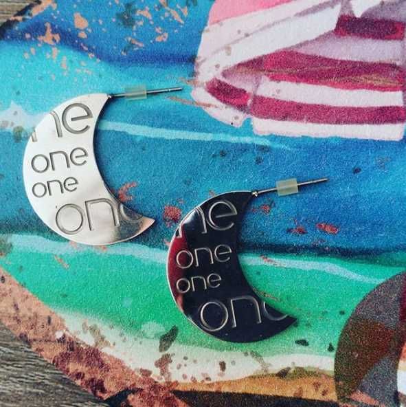 Brincos em forma de meia Lua64751084597633120