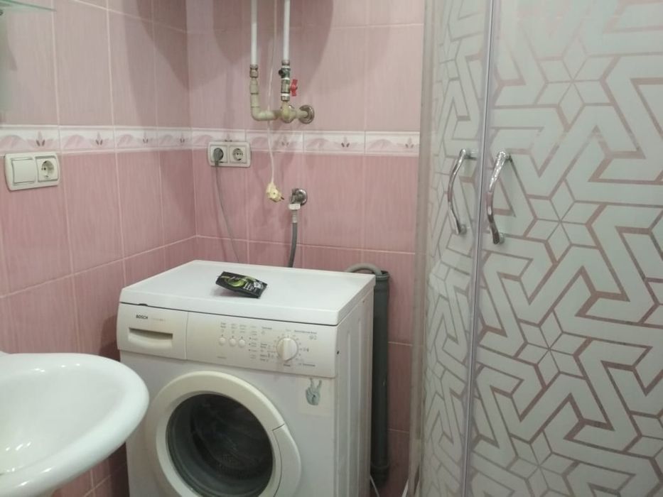 Сучасна квартира в Центрі міста .