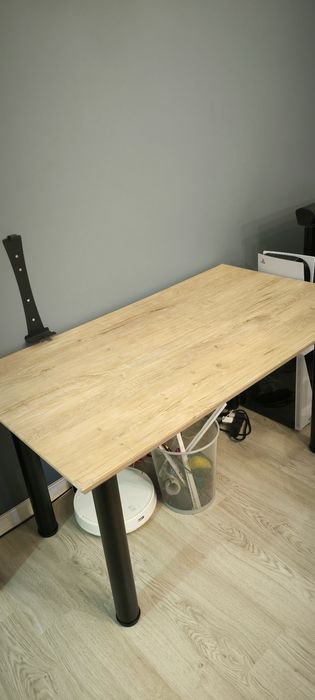 Mesa de jantar resistente