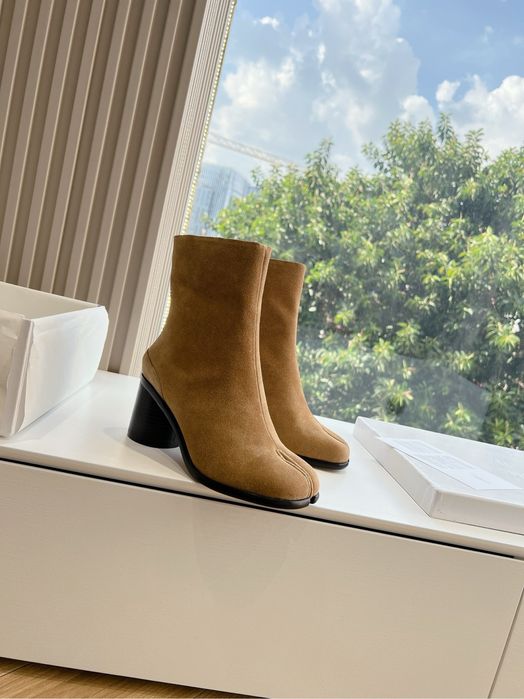 Бежеві замщеві ботинки ботильйони Maison Margiela tabi табі