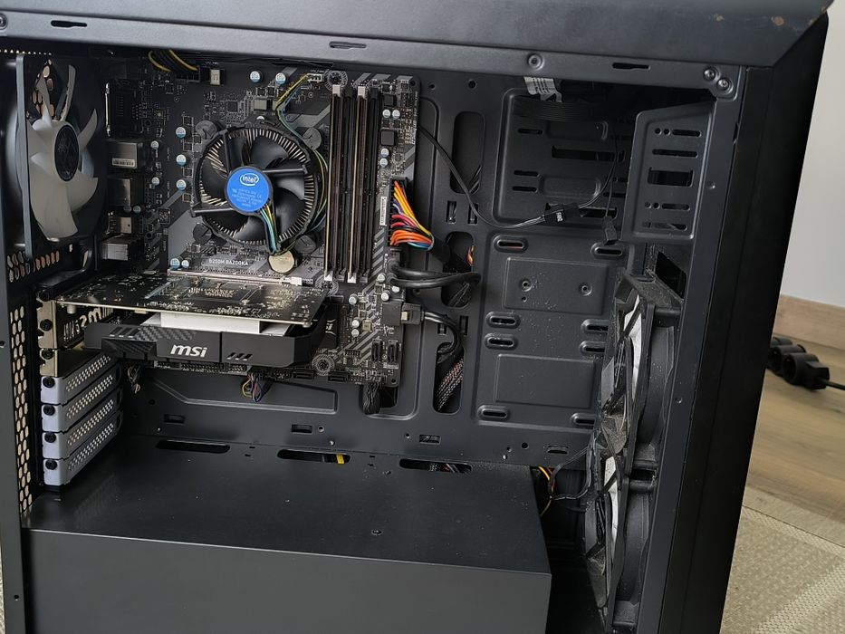 PC GAMING/ Desktop i5