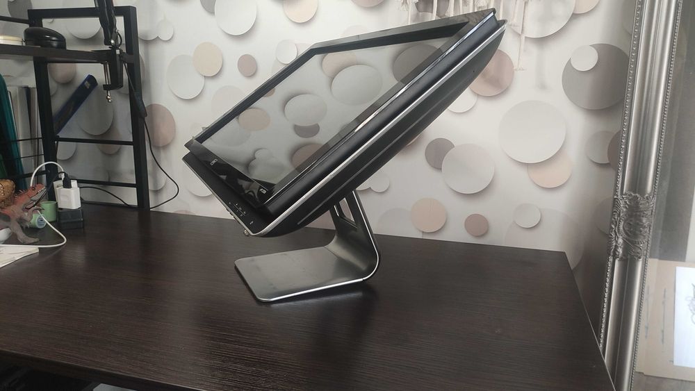 Монітор HP 2310ti Touch