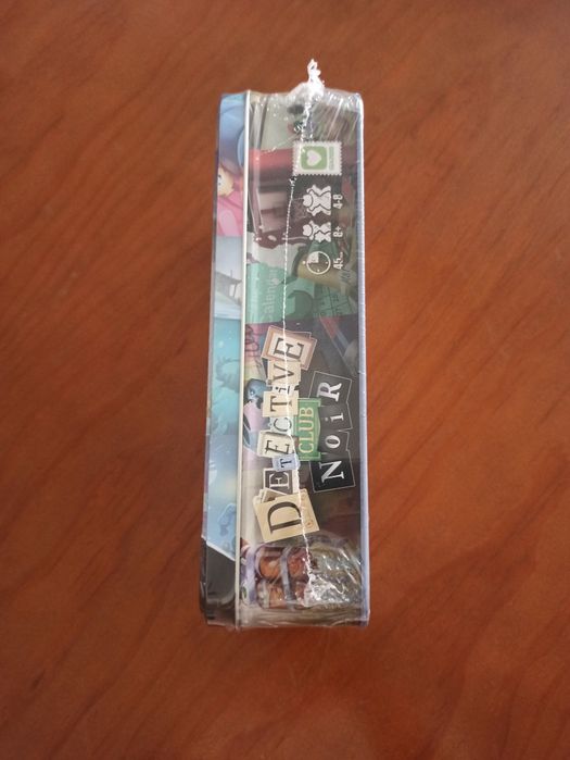 Jogo de tabuleiro Detective Club Noir NOVO/SELADO
