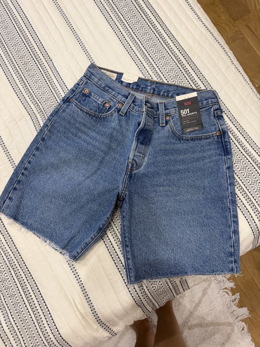 Шорти оригінальні від Levis