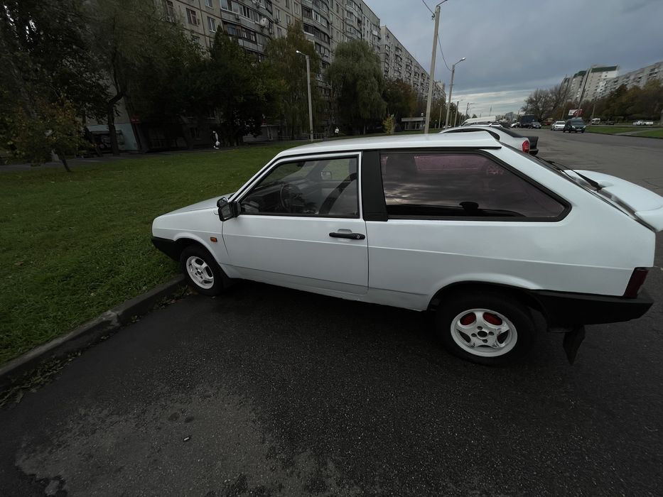 продам авто ваз 2108