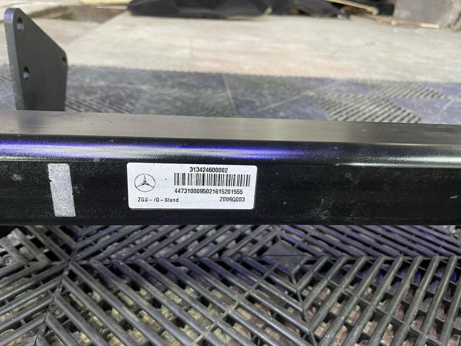 Форкоп на V-class Mercedes