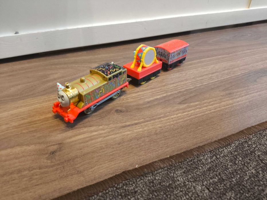 Tomek i przyjaciele Urodzinowy tomek i jego wagony
