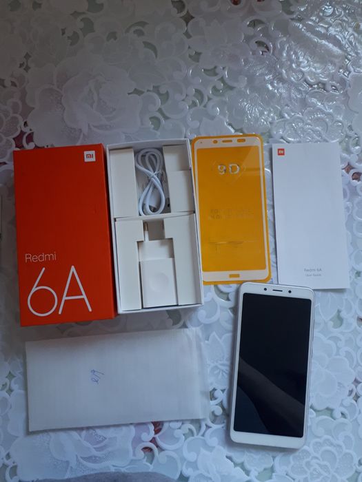 Смартфон Xiaomi Redmi 6A 2/16GB Gold