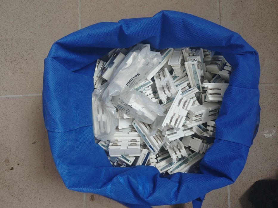 szynoprzewód 3 fazowy 2,5m , złączki i uchwyty