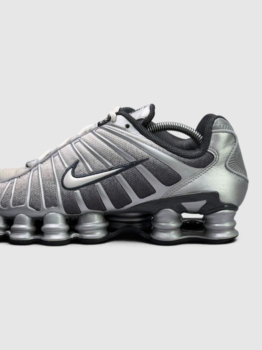 Buty Sportowe Nike Shox TL Szary Czarny Rozmiar 44