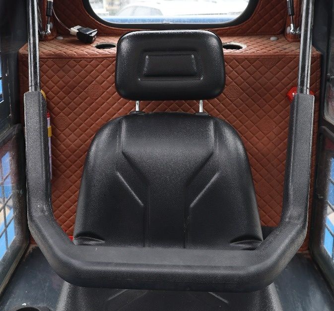 Mini Carregadora Rippa RS10 - Nova