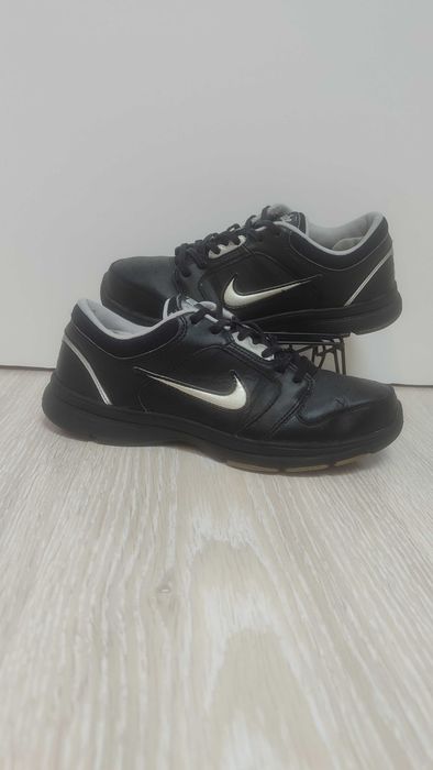 Кросівки Nike Steady IX