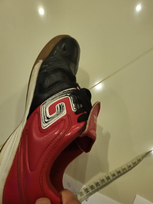 Buty czerwono-czarne r.44 , dł.wkładki 27,5