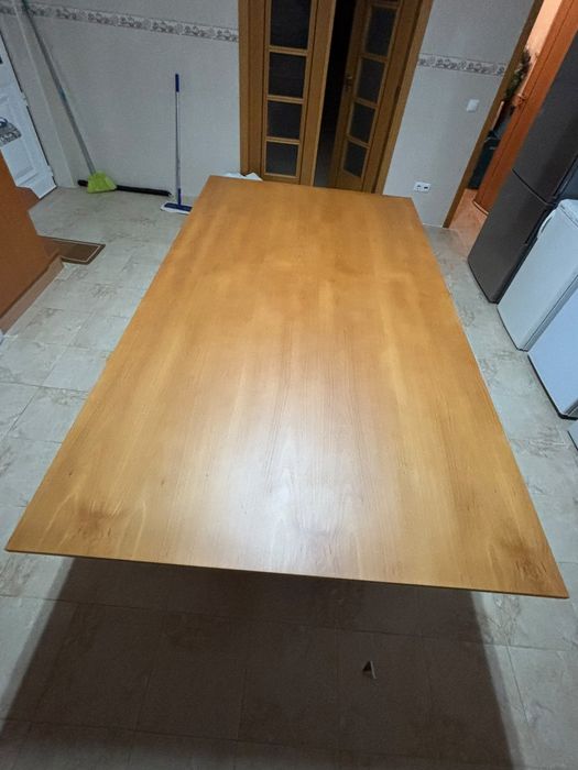 Mesa de snooker e de jantar
